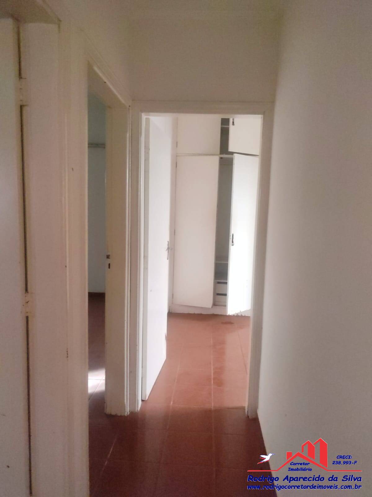 Casa à venda com 3 quartos, 400m² - Foto 7