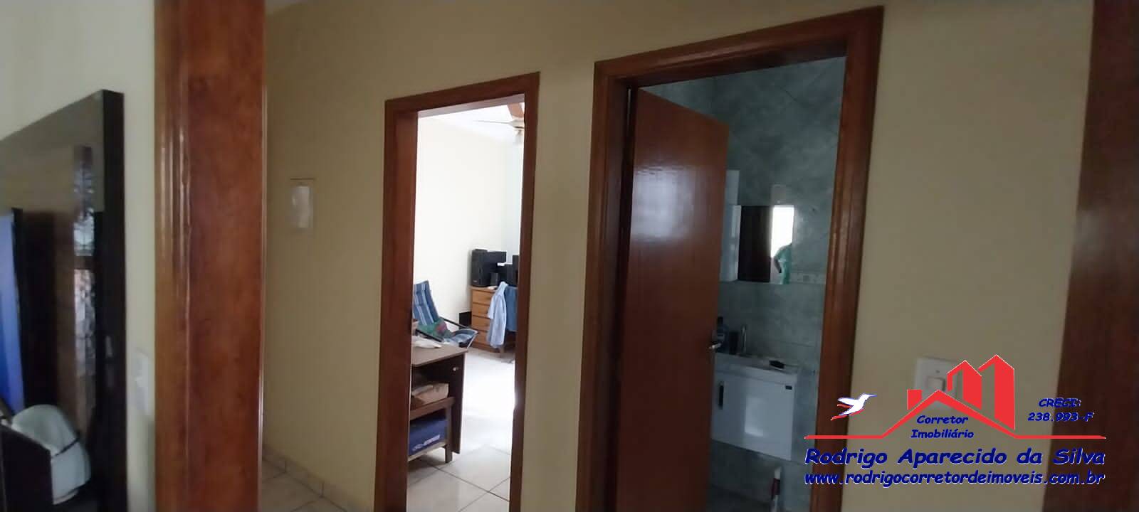 Casa à venda com 3 quartos, 250m² - Foto 11