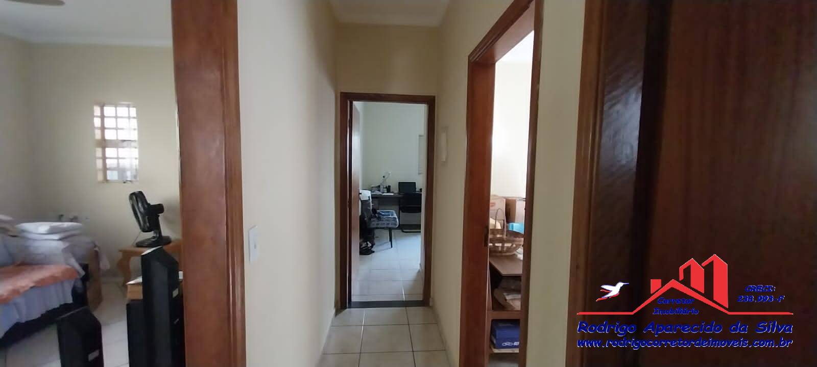 Casa à venda com 3 quartos, 250m² - Foto 13