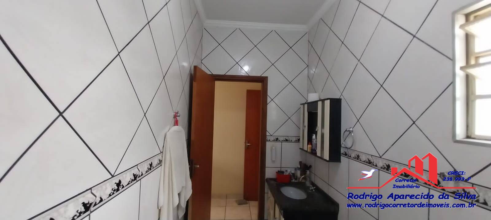 Casa à venda com 3 quartos, 250m² - Foto 17