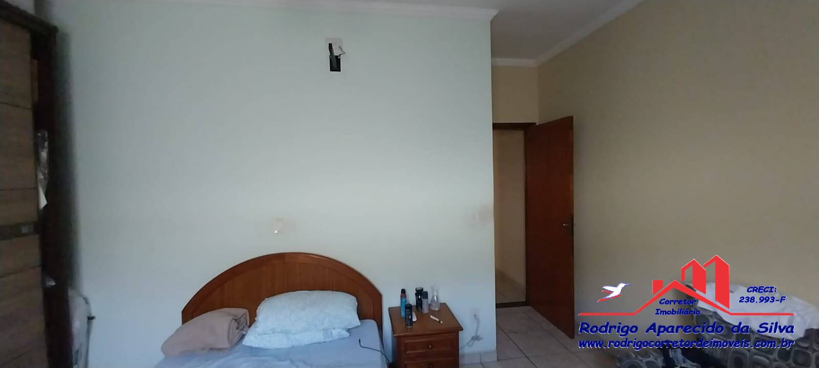 Casa à venda com 3 quartos, 250m² - Foto 14