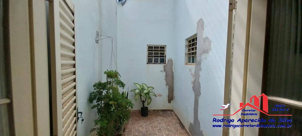 Casa à venda com 3 quartos, 250m² - Foto 20