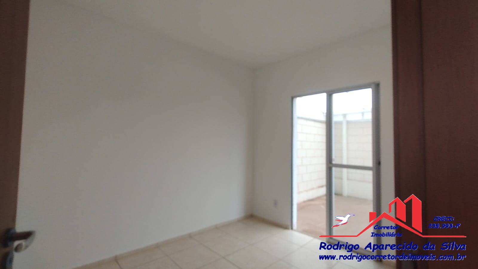 Apartamento à venda com 2 quartos, 55m² - Foto 13