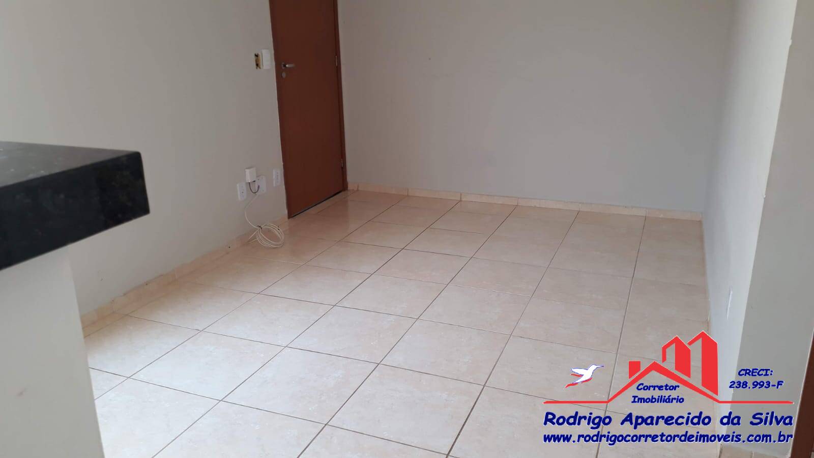 Apartamento à venda com 2 quartos, 50m² - Foto 13