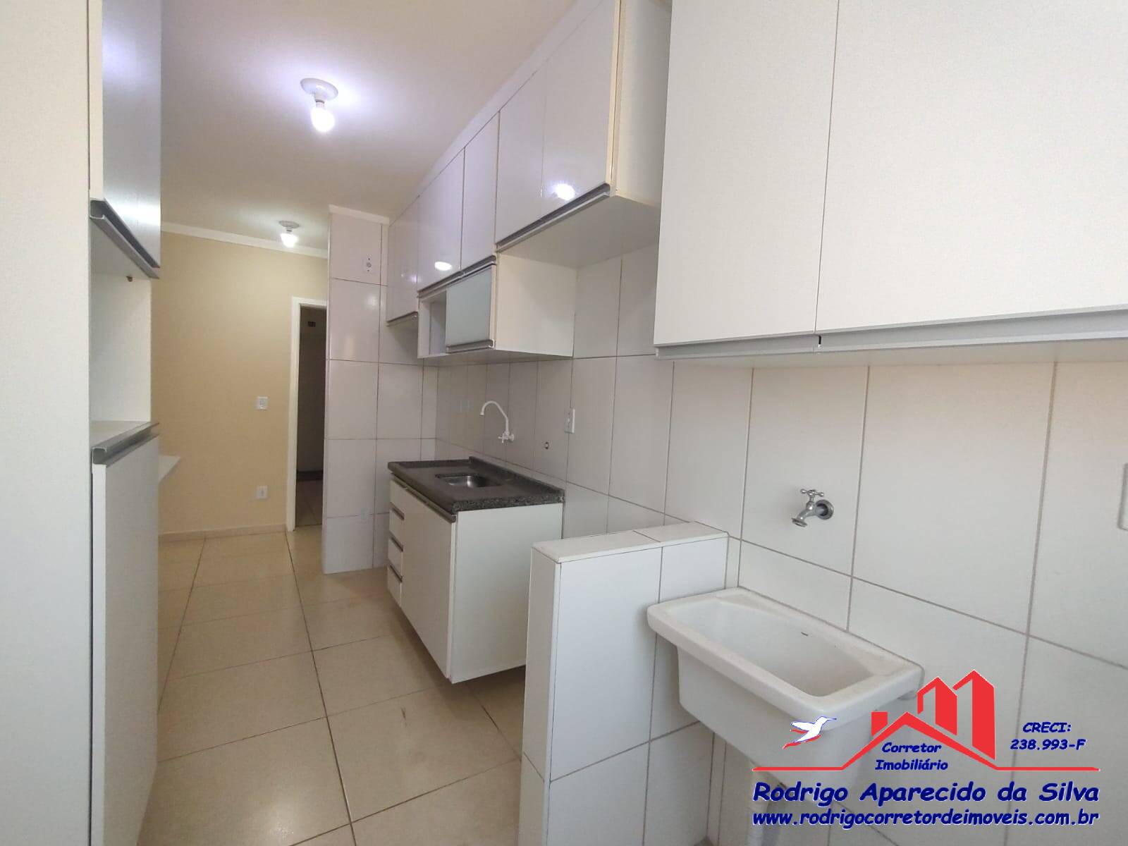 Apartamento à venda com 2 quartos, 55m² - Foto 13