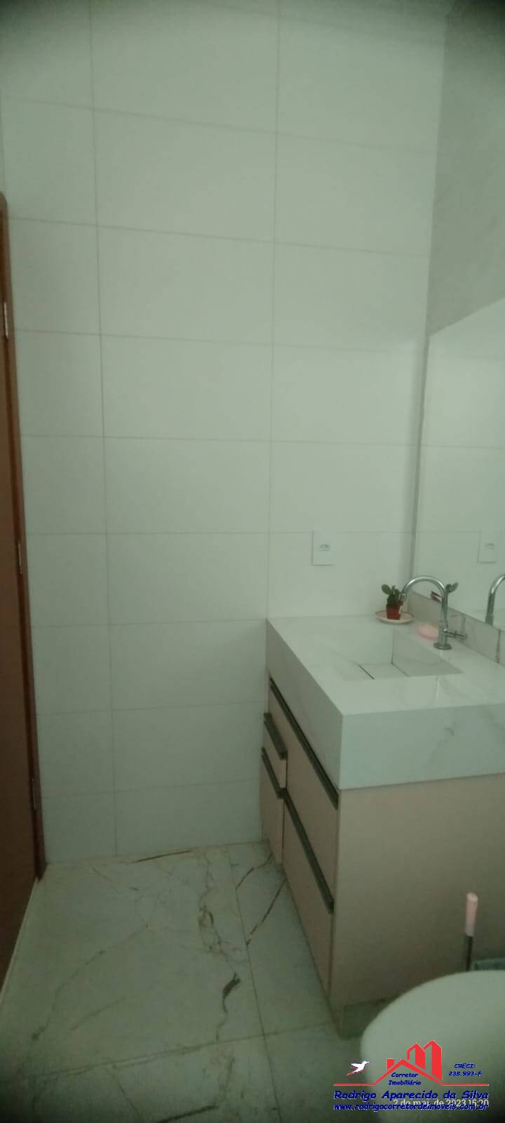 Casa à venda com 3 quartos, 250m² - Foto 17