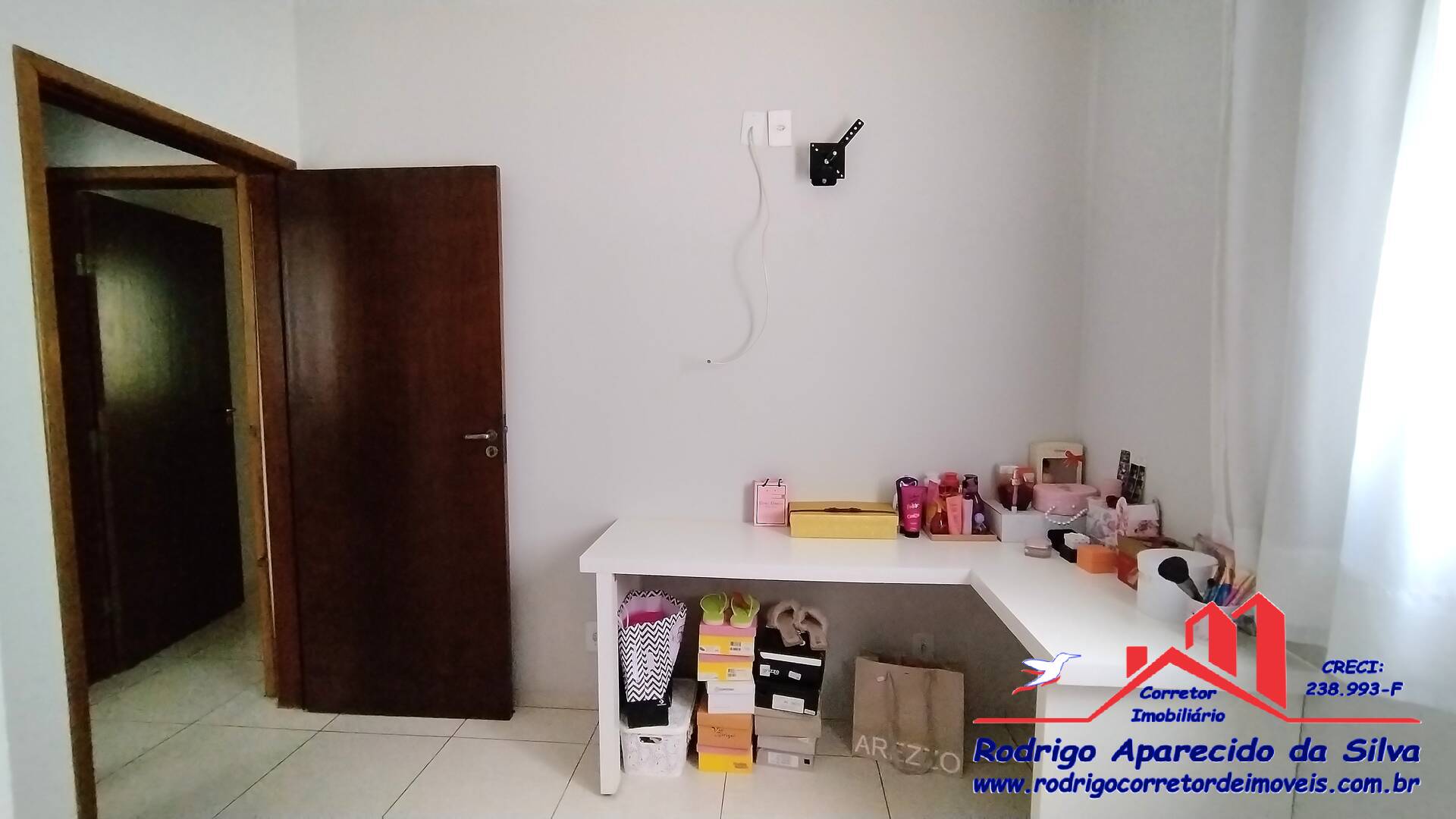 Casa à venda com 4 quartos, 327m² - Foto 23