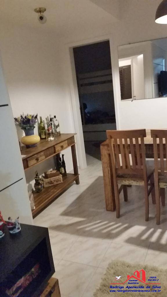 Apartamento à venda com 2 quartos, 66m² - Foto 5