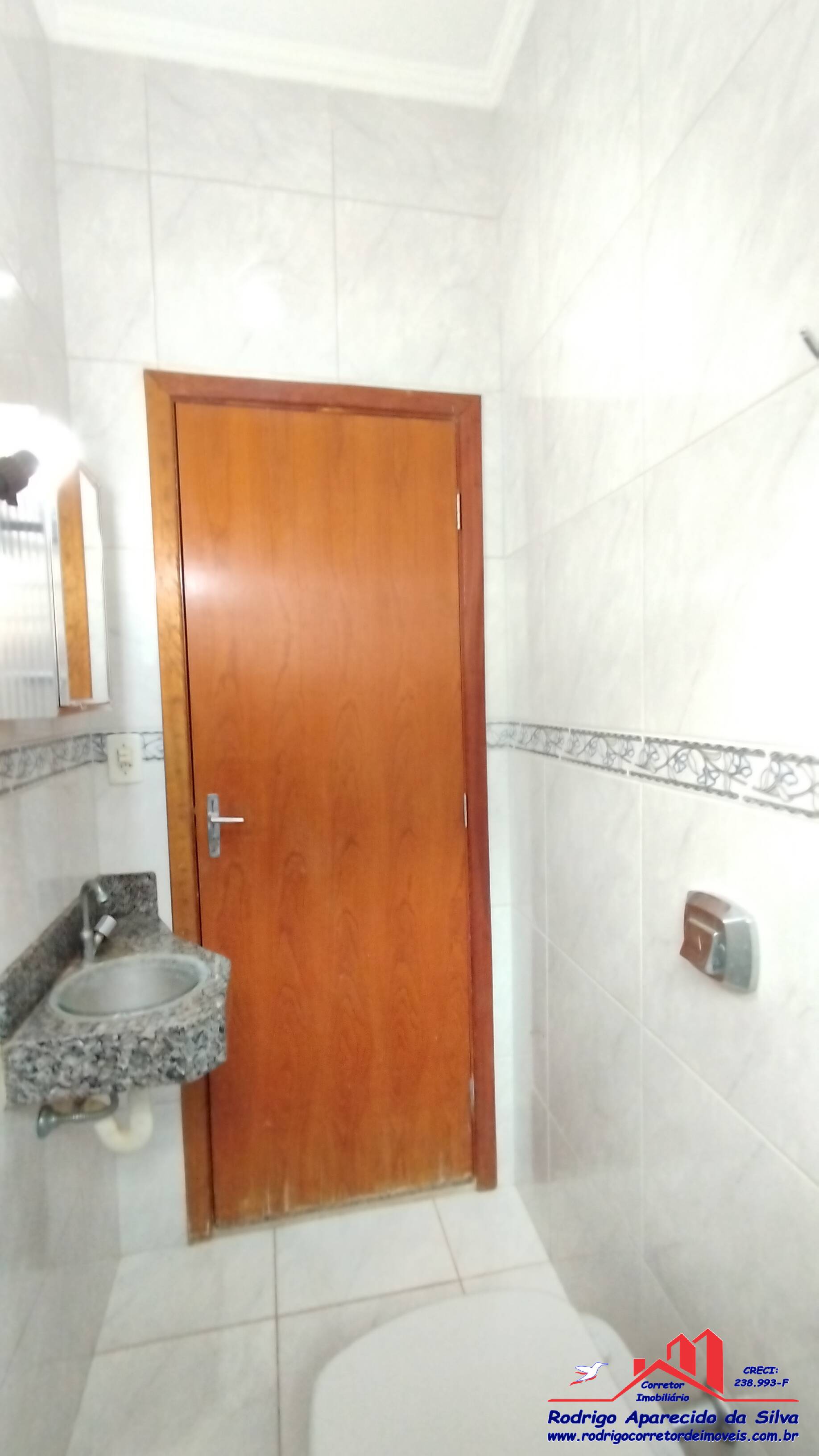 Casa à venda com 2 quartos, 250m² - Foto 12