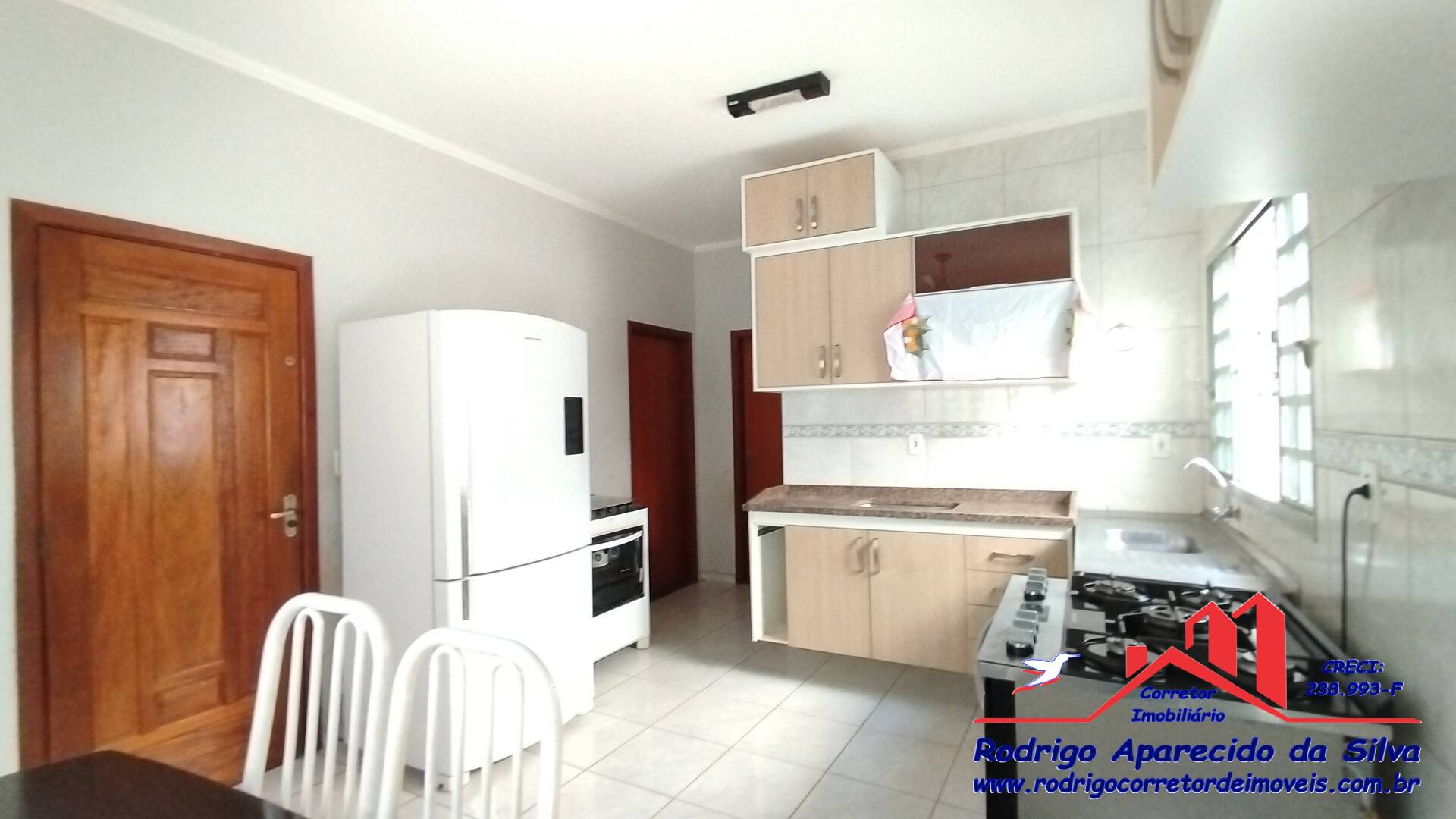 Casa à venda com 2 quartos, 250m² - Foto 19