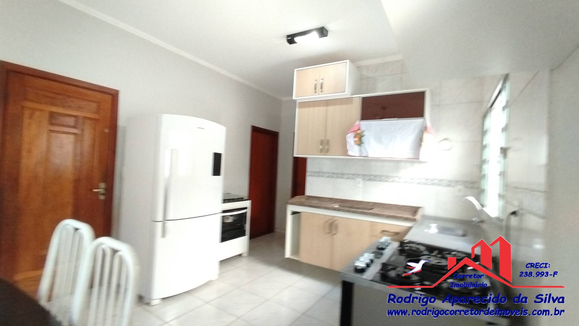 Casa à venda com 2 quartos, 250m² - Foto 20