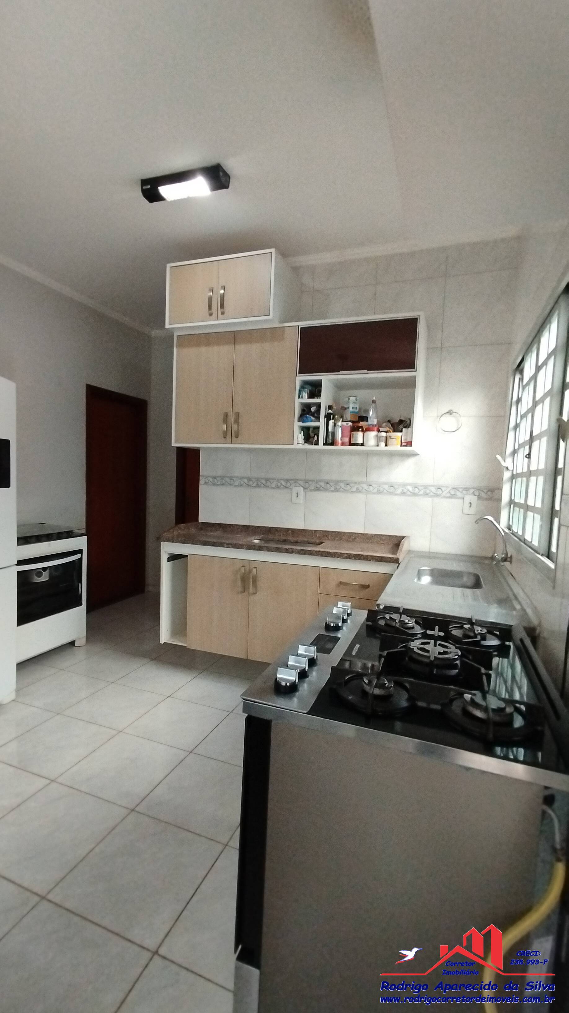 Casa à venda com 2 quartos, 250m² - Foto 29