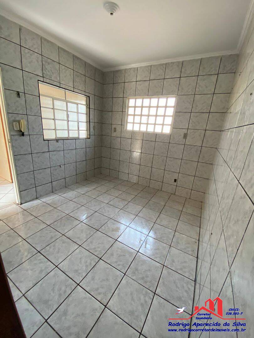 Casa à venda com 2 quartos, 297m² - Foto 6