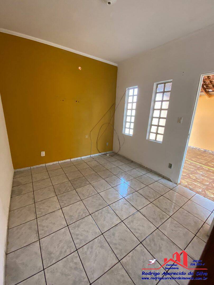 Casa à venda com 2 quartos, 297m² - Foto 3