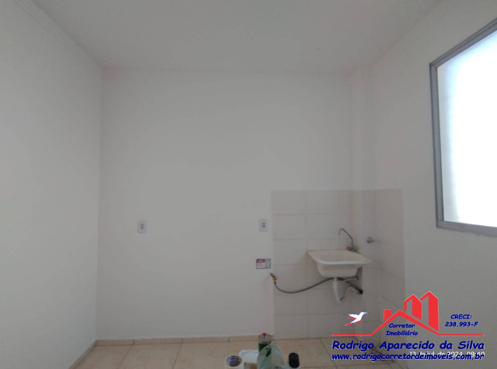 Apartamento à venda com 2 quartos, 50m² - Foto 4