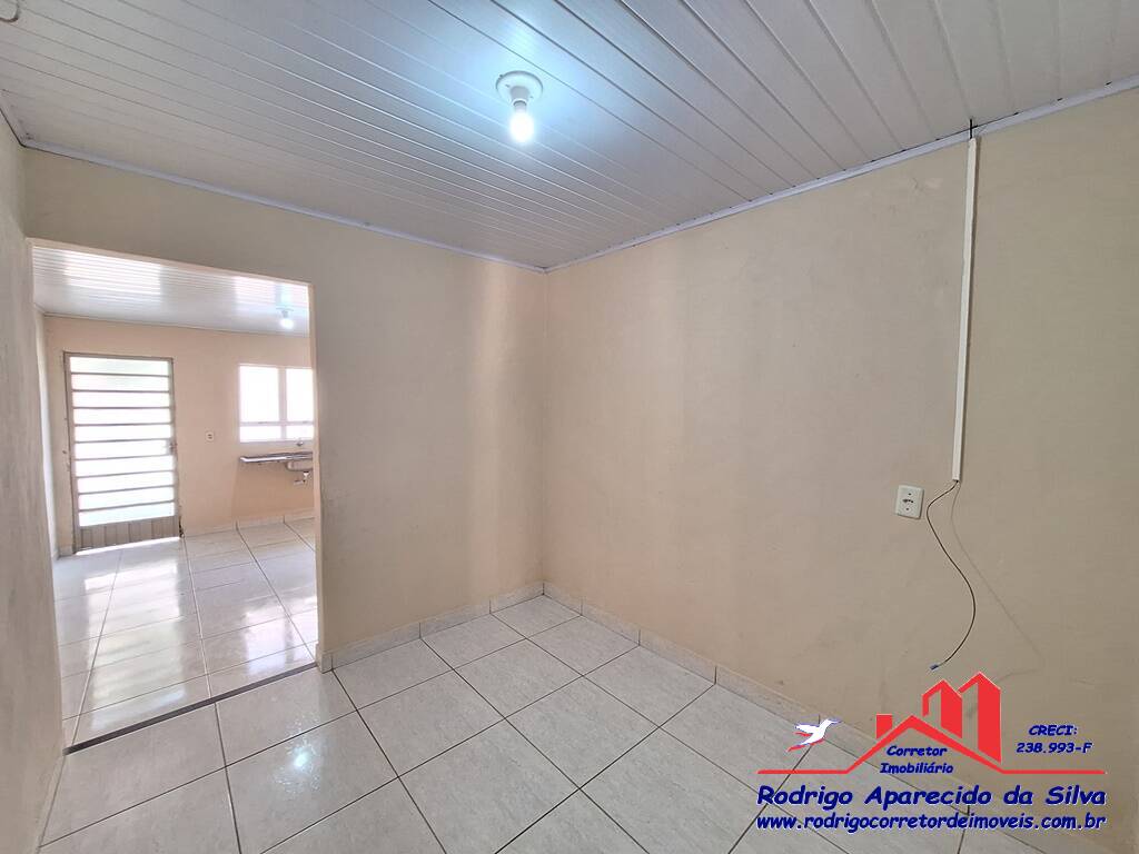 Casa à venda com 3 quartos, 200m² - Foto 17