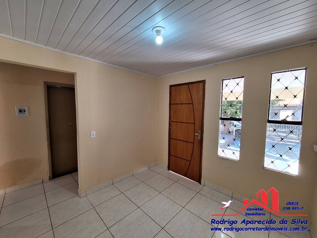 Casa à venda com 3 quartos, 200m² - Foto 9