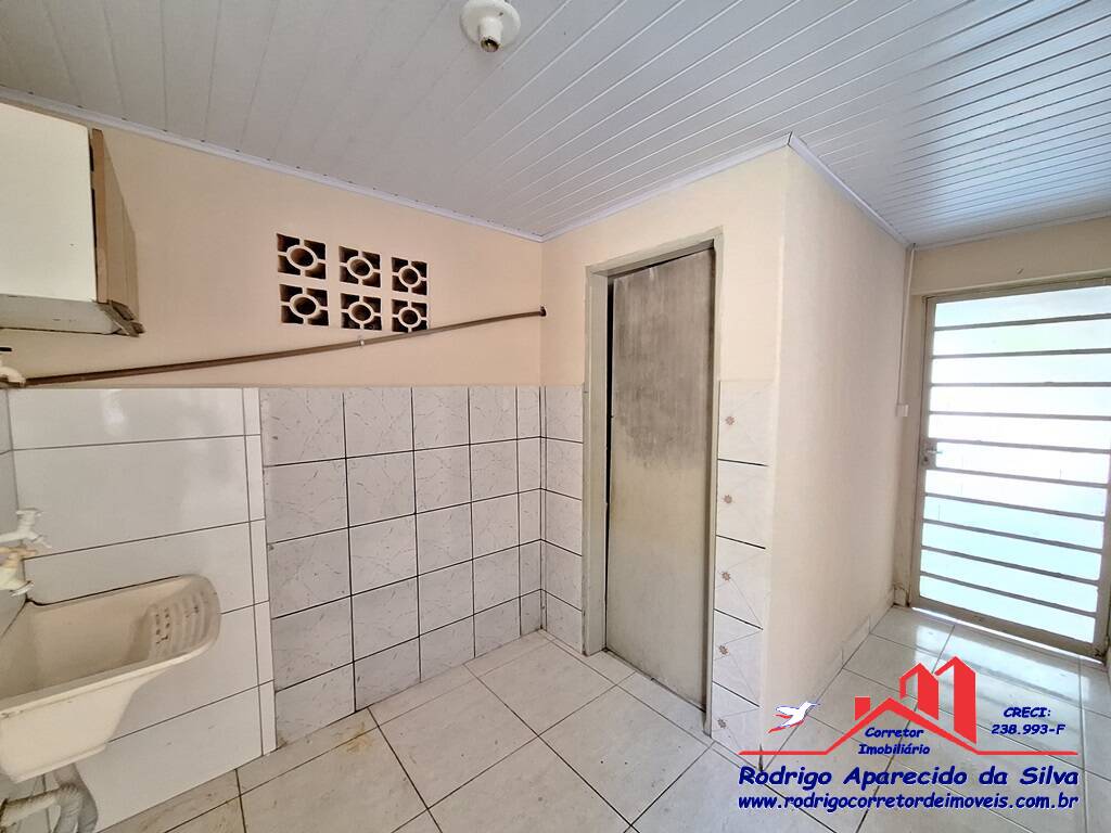 Casa à venda com 3 quartos, 200m² - Foto 19