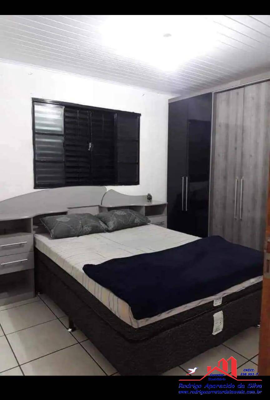 Casa à venda com 3 quartos, 218m² - Foto 9